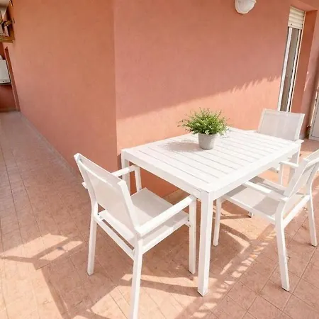 Apartman Milan - Agenzia Cocal *